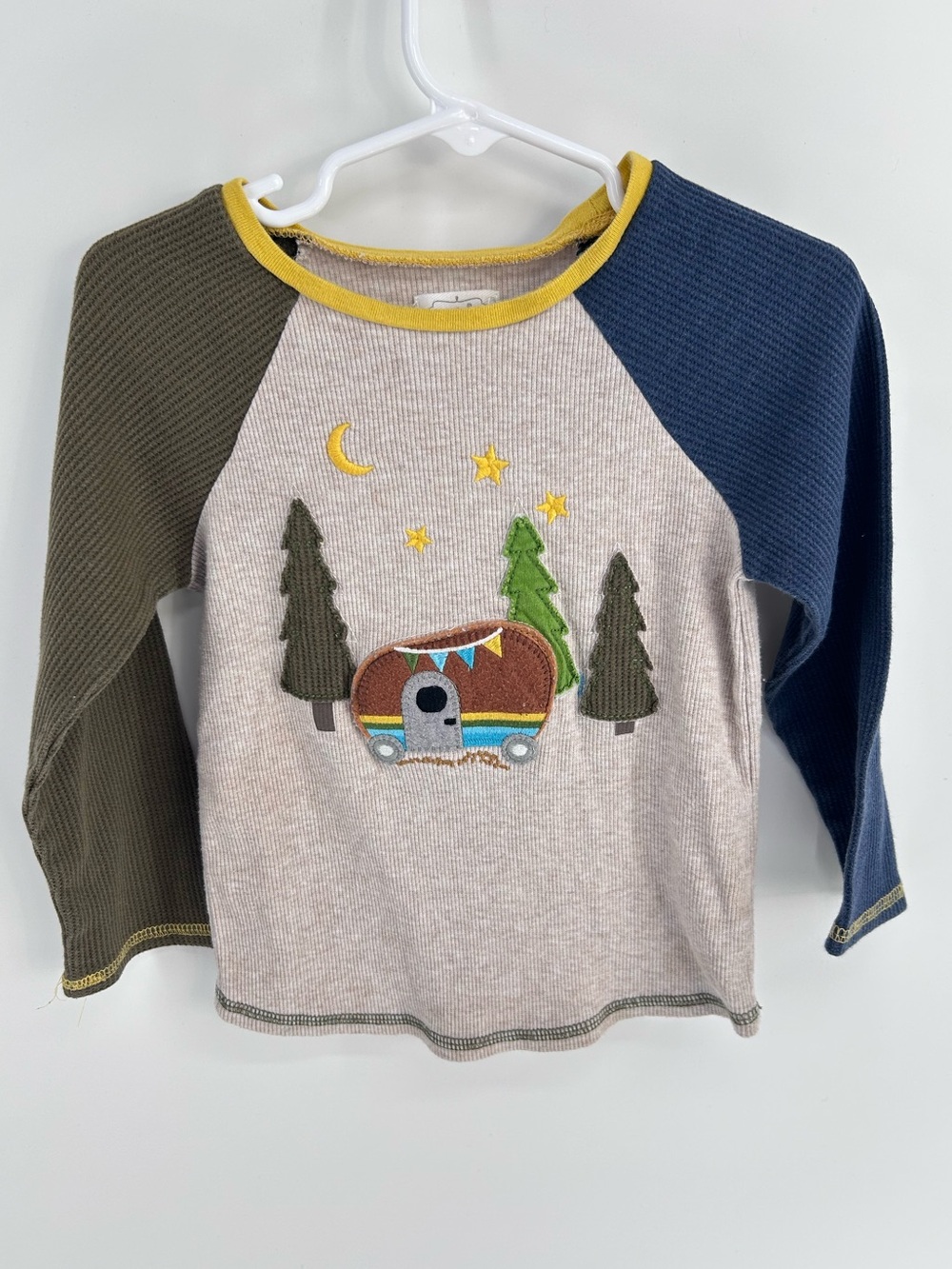 Mud Pie Camper Applique T-shirt -‎ 2T/3T